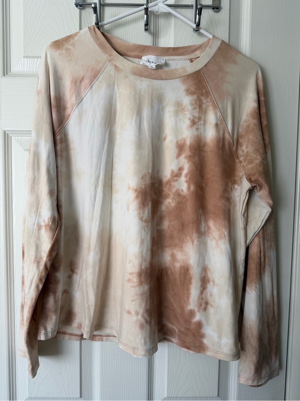 Olive & Oak Cream and Brown Tie-Dye Raglan Pullover